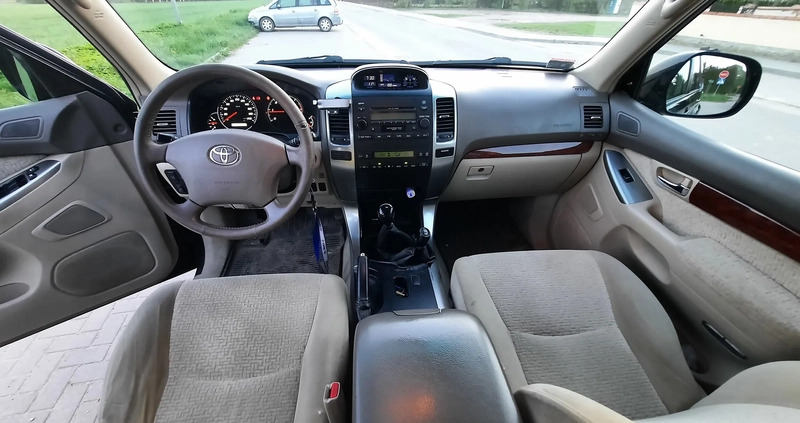 Toyota Land Cruiser cena 42600 przebieg: 506000, rok produkcji 2007 z Świnoujście małe 172